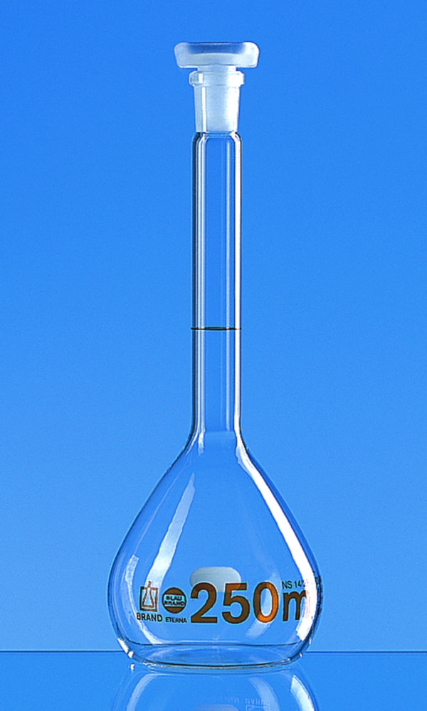 Volumetric flasks, boro 3.3, class A, amber graduations, with PP stopper | Nominal capacity: 100 ml