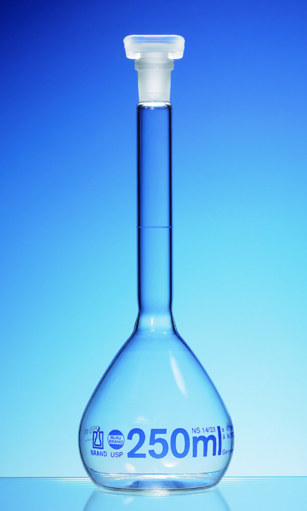 Volumetric flasks, boro 3.3, class A, blue graduations, with PP stopper, incl. USP batch certificate | Nominal capacity: 500 ml