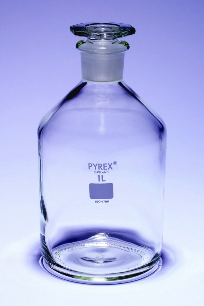 Reagent bottles, narrow-mouth, glass stopper, Pyrex®